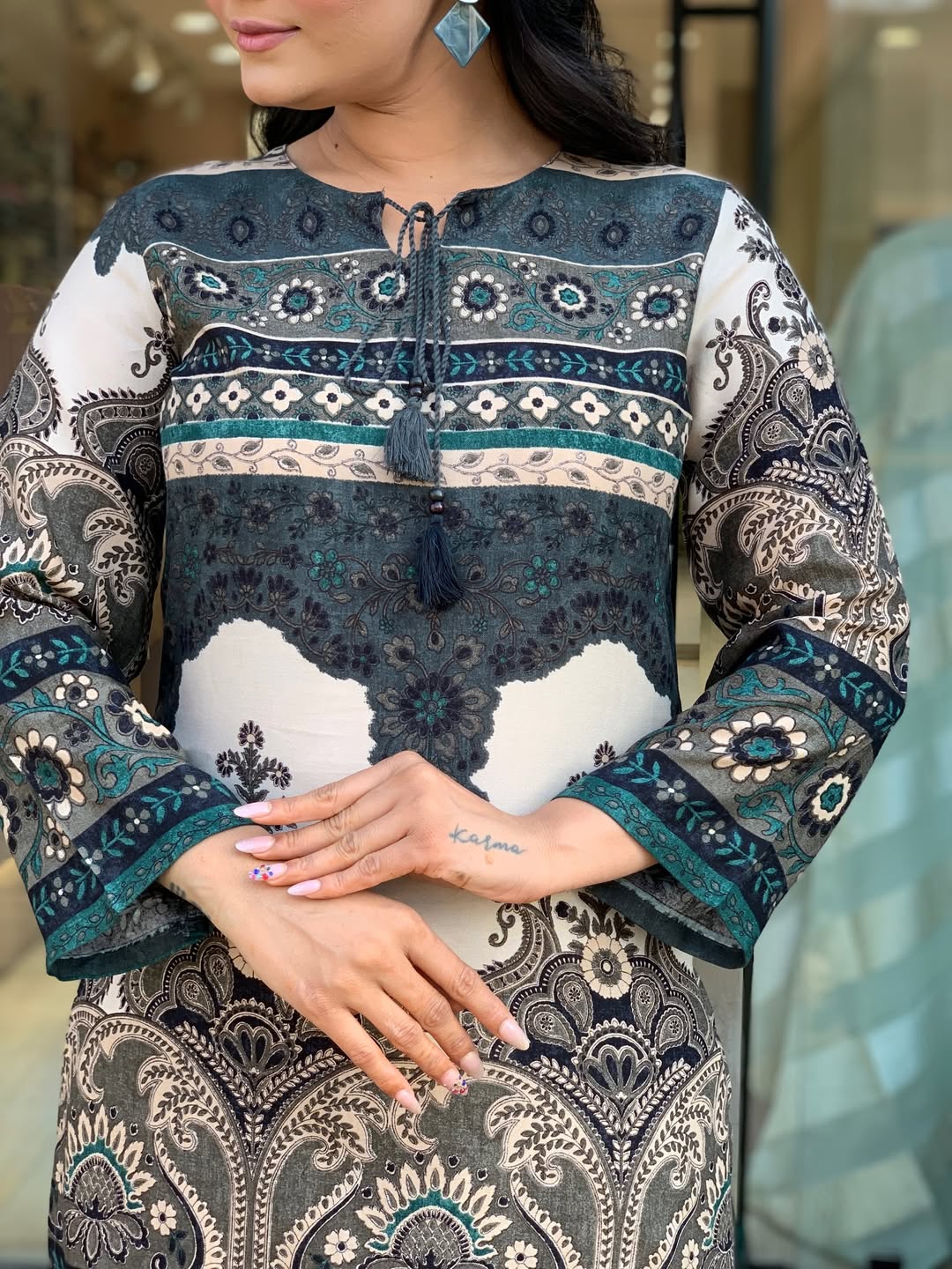 Royal Ethnic white Printed Kurta Set with Designer Palazzo Pants