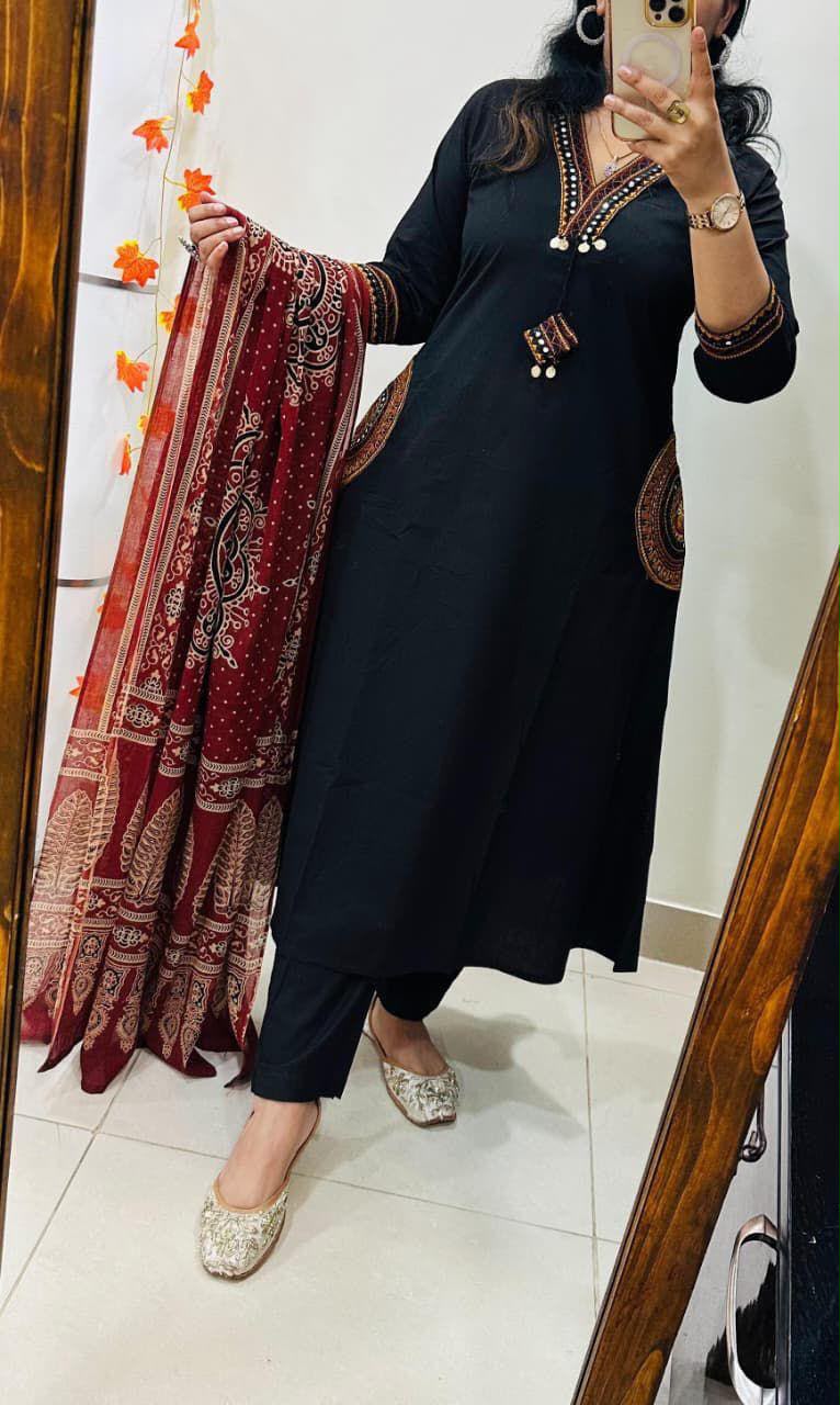 Black Kurta Pant Set with Red Ajrakh Dupatta