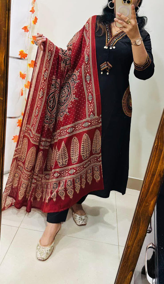 Black Kurta Pant Set with Red Ajrakh Dupatta